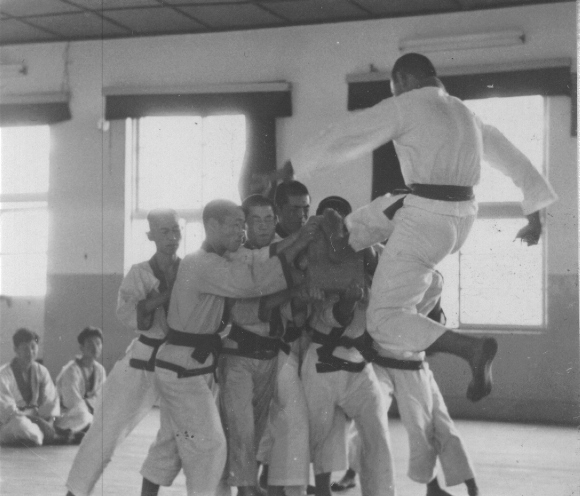 Kee Hwang, Moo Duk Kwan® Founder, Part 2 | Moo Duk Kwan® History